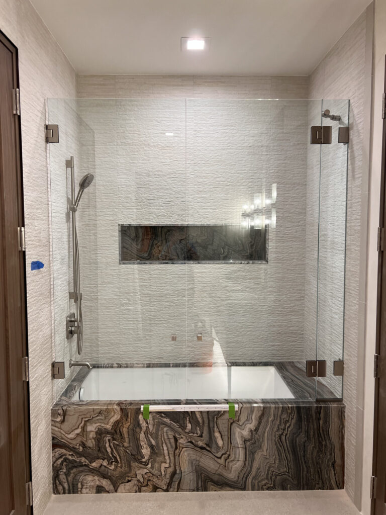 Glass Shower Doors vs. Curtains: Which is Right for You? 4 frameless glass shower