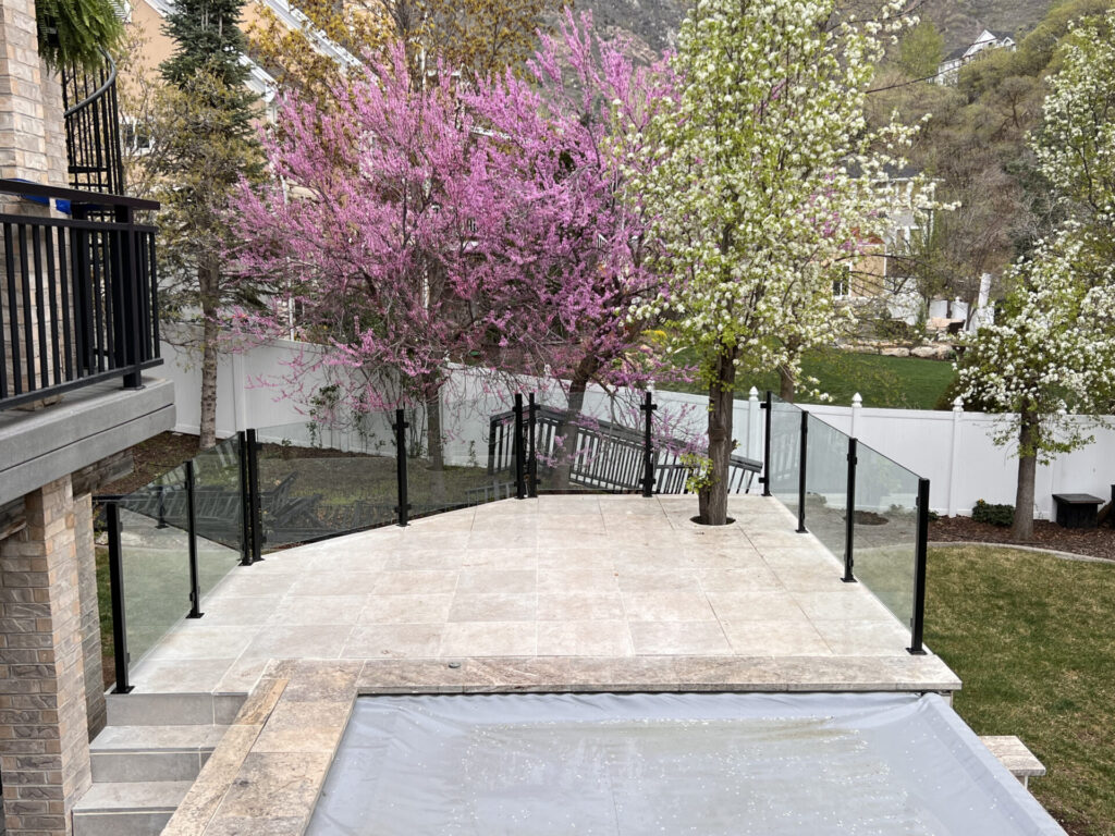 Creative Glass Railing Ideas for Your Deck 3 patio glass railing