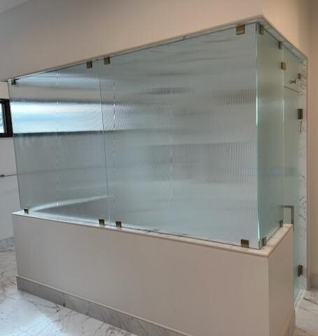 reeded glass shower 3 - Jeske Glass reeded glass shower 3